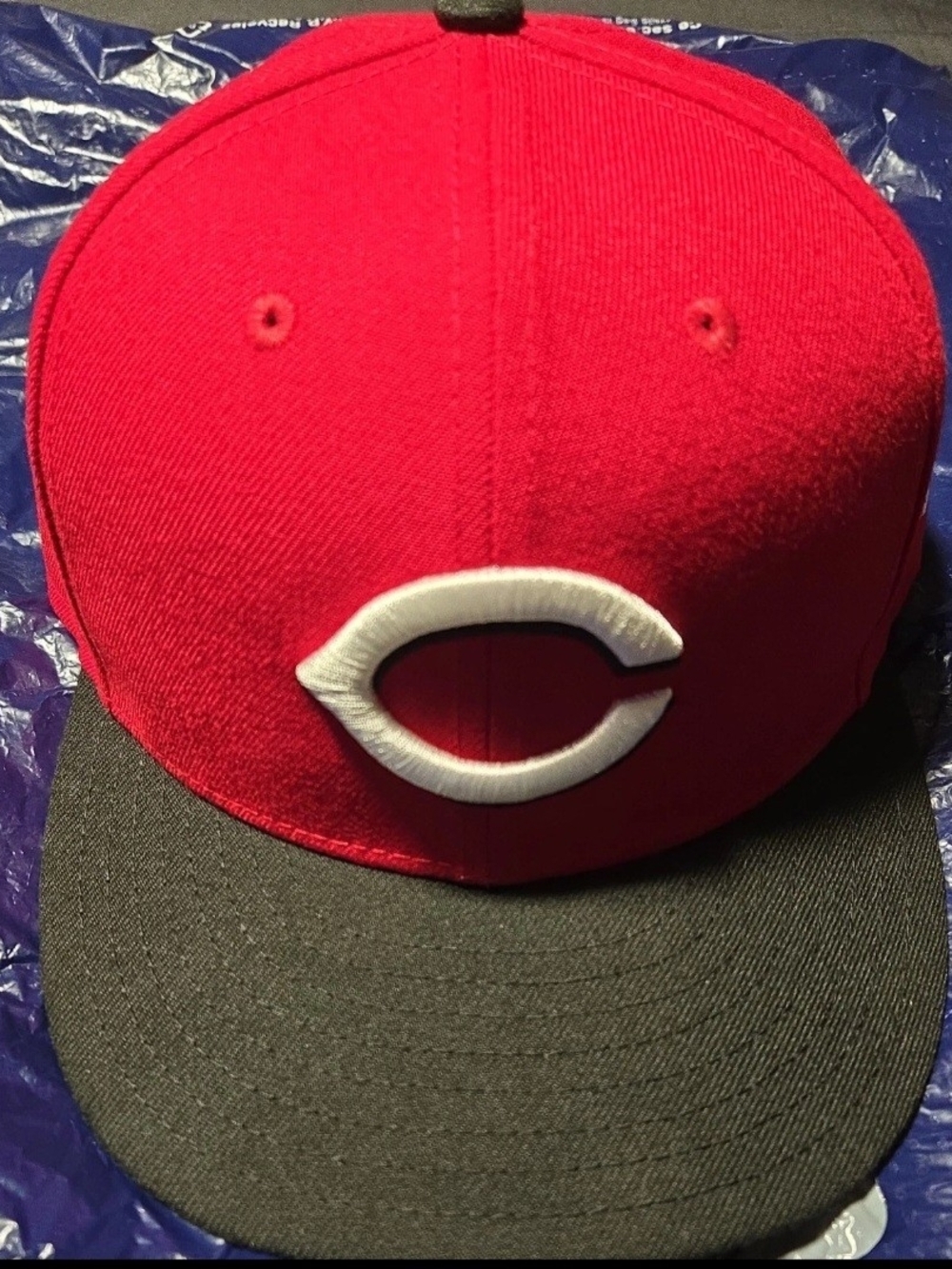 New Era 7 1/4 Red and Black Cinncinati Reds Fitted Hat